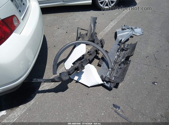 3KPFT4DE6SE009374 2025 KIA K4 White Vista del cuadro de instrumentos
