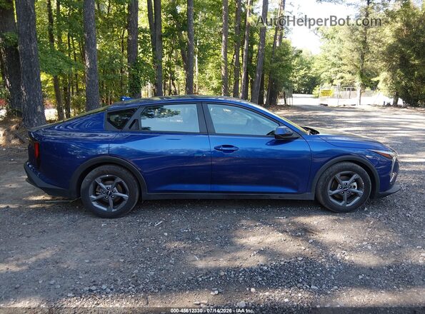 3KPFT4DE6SE022271 2025 KIA K4 Blue Rear interior view