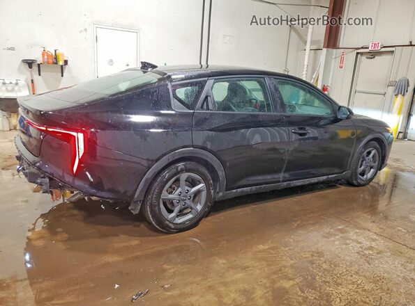 3KPFT4DE6SE048949 2025 KIA K4 Black Rear right