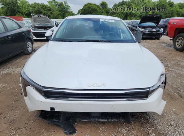 3KPFT4DE6SE111306 2025 KIA K4 White VIN կոդի պիտակի տեսք