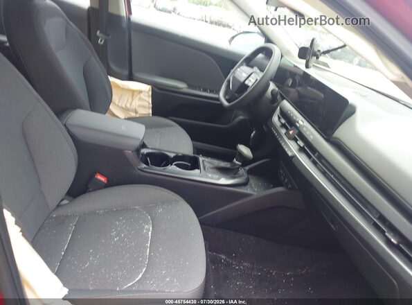 3KPFT4DE7SE006127 2025 KIA K4 Red წინა სალონის ხედი
