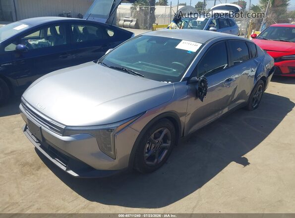 3KPFT4DE7SE078641 2025 KIA K4 Silver Front left