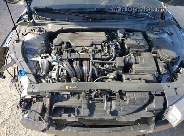 3KPFT4DE7SE107538 2025 KIA K4 Silver Rear interior view