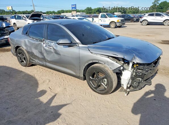3KPFT4DE7SE107538 2025 KIA K4 Silver Front right