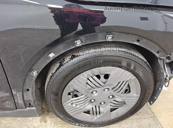 3KPFT4DE7SE159719 2025 KIA K4 Black 