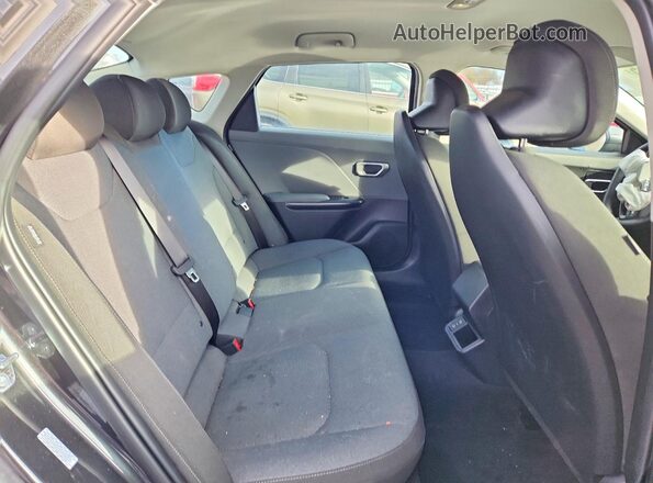 3KPFT4DE7SE160854 2025 KIA K4 Черный Вид задних сидений