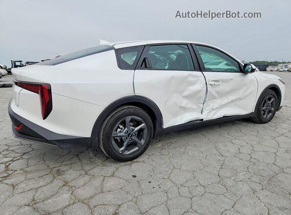 3KPFT4DE7TE285015 2026 KIA K4 Белый Задняя правая четверть