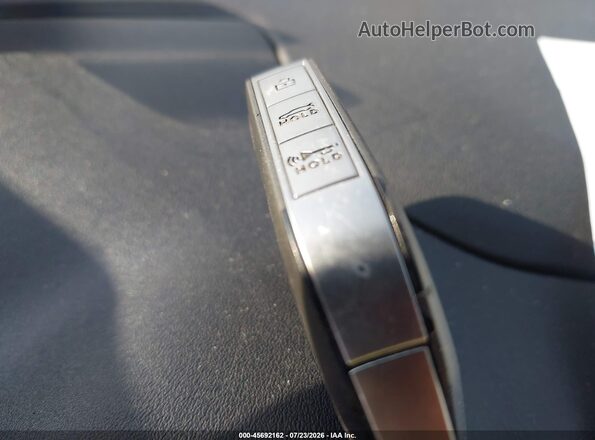 3KPFT4DE7TE315341 2026 KIA K4 Gray Vista del salpicadero