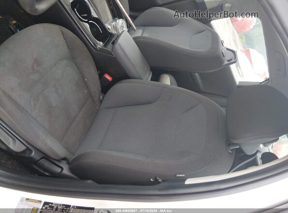 3KPFT4DE8SE029920 2025 KIA K4 White 