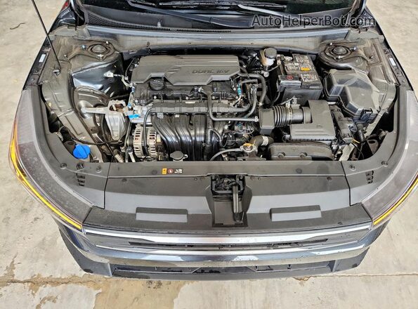 3KPFT4DE8SE094945 2025 KIA K4 Gray Widok wnętrza z tyłu