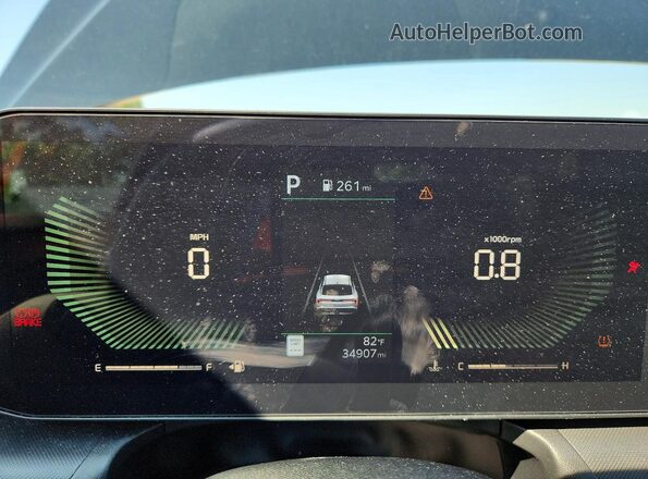 3KPFT4DE8SE097800 2025 KIA K4 Black Vista del cuadro de instrumentos