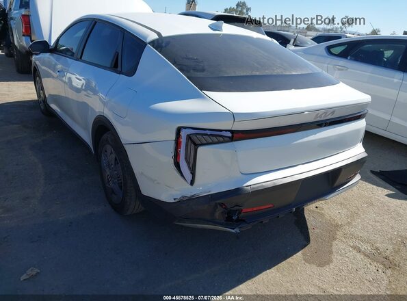 3KPFT4DE8SE145585 2025 KIA K4 White Vista frontal