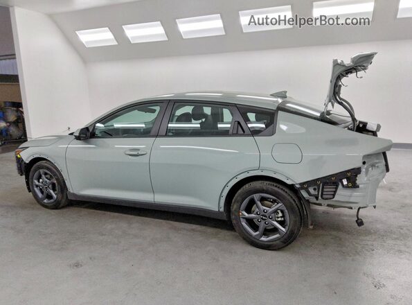 3KPFT4DE8TE304879 2026 KIA K4 Green Задня ліва чверть