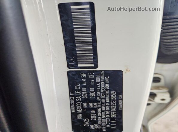 3KPFT4DE9SE158569 2025 KIA K4 White Widok komory silnika