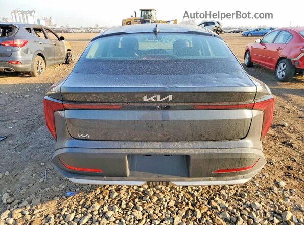 3KPFT4DE9SE180409 2025 KIA K4 Charcoal უკანა ხედი