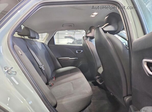 3KPFT4DE9TE253182 2026 KIA K4 Turquoise Вид задніх сидінь