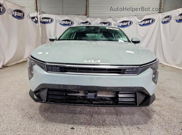 3KPFT4DE9TE253182 2026 KIA K4 Turquoise Вид спереду
