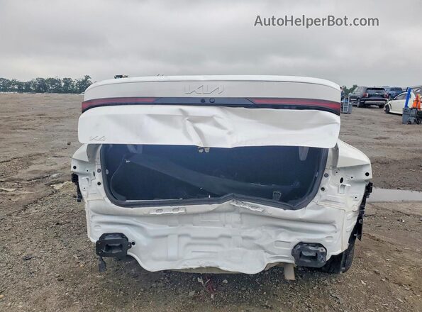 3KPFT4DE9TE260553 2026 KIA K4 White Rear view