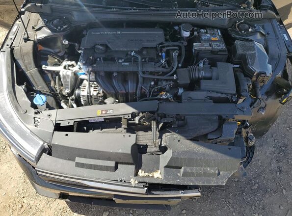 3KPFT4DE9TE317592 2026 KIA K4 Black Rear interior view