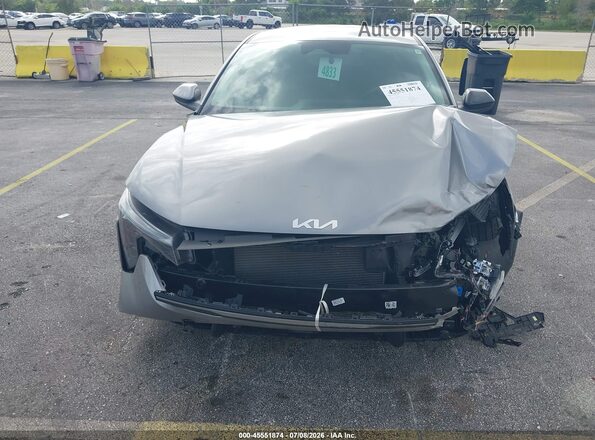 3KPFT4DEXSE004792 2025 KIA K4 Gray Widok z przodu