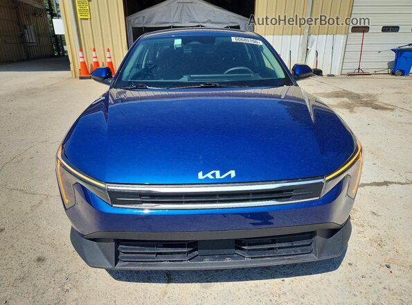 3KPFT4DEXSE100387 2025 KIA K4 Blue Вид спереду