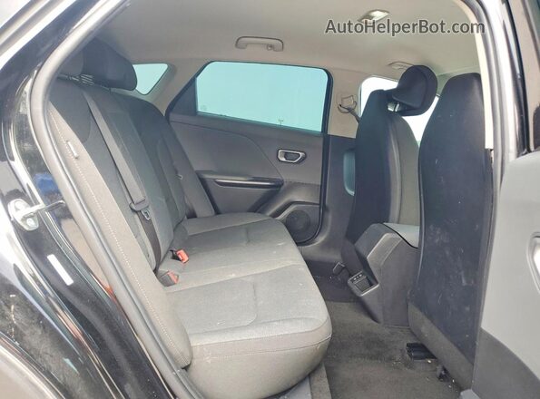 3KPFT4DEXSE110384 2025 KIA K4 Black Հետևի նստատեղերի տեսք
