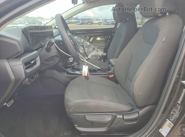 3KPFT4DEXSE119392 2025 KIA K4 Black Widok wnętrza z przodu