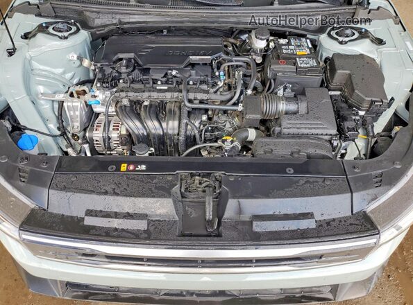 3KPFT4DEXTE290368 2026 KIA K4 Beige Вид задньої частини салону