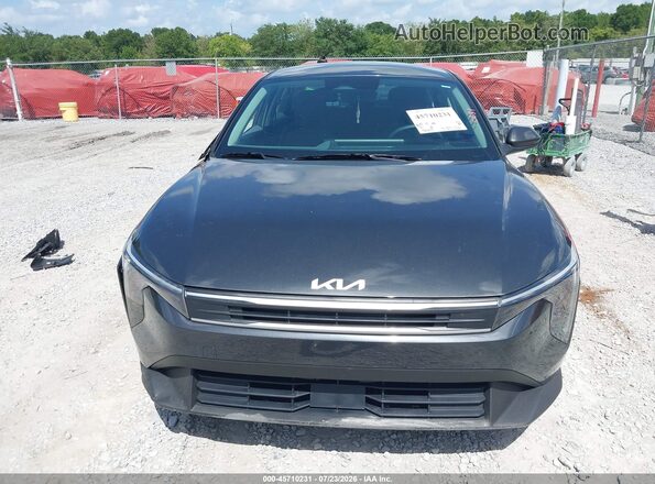 3KPFT4DEXTE309811 2026 KIA K4 Gray Widok wnętrza z tyłu