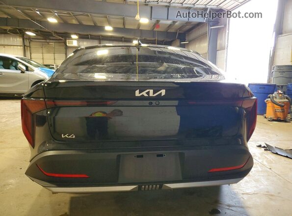 3KPFT4DEXTE317648 2026 KIA K4 Black უკანა ხედი