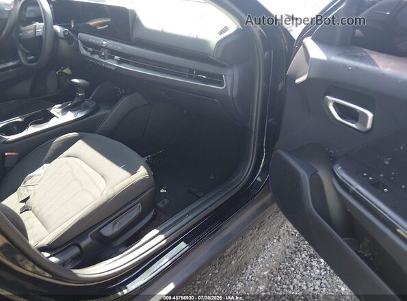 3KPFT4DEXTE350083 2026 KIA K4 Black Front interior view