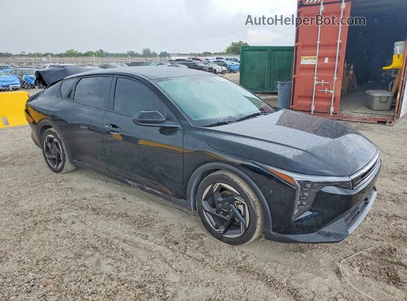 3KPFU4DE2SE056754 2025 KIA K4 Black Przód prawy