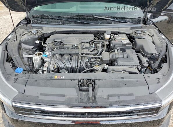 3KPFU4DE2SE056754 2025 KIA K4 Black Widok wnętrza z tyłu
