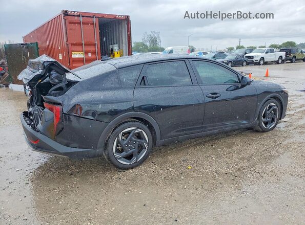 3KPFU4DE2SE056754 2025 KIA K4 Black Tył prawy
