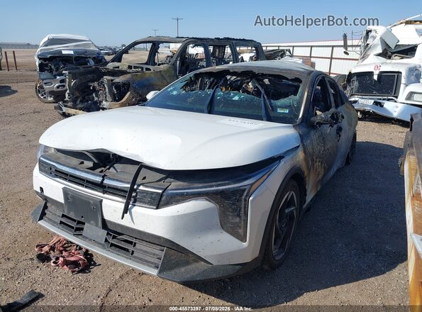 3KPFU4DE2SE175243 2025 KIA K4 White Front left