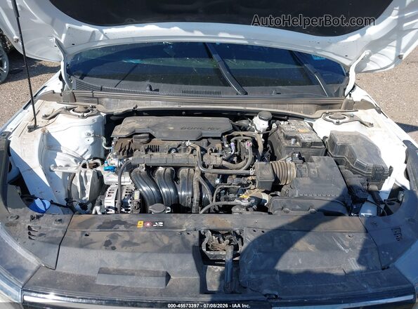3KPFU4DE2SE175243 2025 KIA K4 White Rear view