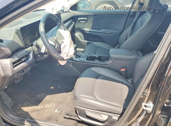3KPFU4DE2TE307600 2026 KIA K4 Black Front interior view