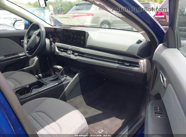 3KPFU4DE3SE004758 2025 KIA K4 Blue Front interior view