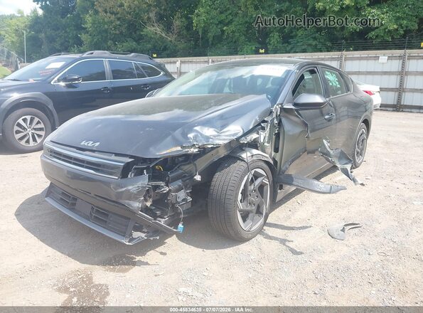 3KPFU4DE3SE126441 2025 KIA K4 Gray Vista tres cuartos delantera izquierda