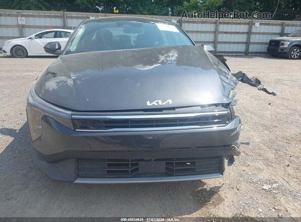 3KPFU4DE3SE126441 2025 KIA K4 Gray Vista interior trasera