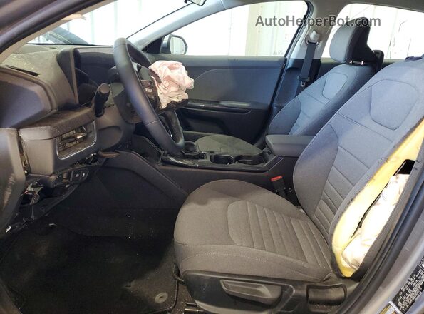 3KPFU4DE5SE051113 2025 KIA K4 Gray Вид салону спереду