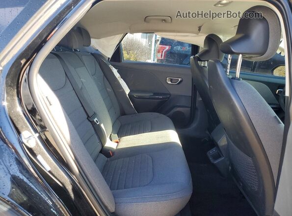 3KPFU4DE8SE014475 2025 KIA K4 Black უკანა სავარძლების ხედი