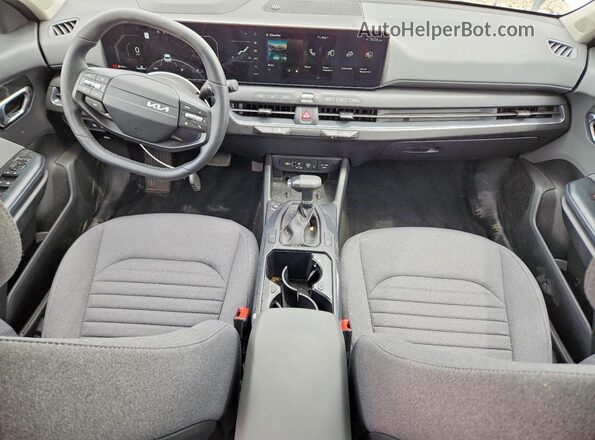 3KPFU4DE8SE168166 2025 KIA K4 White Вид панелі приладів