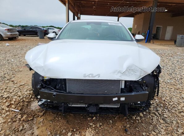 3KPFU4DE8SE168166 2025 KIA K4 White Вид спереду