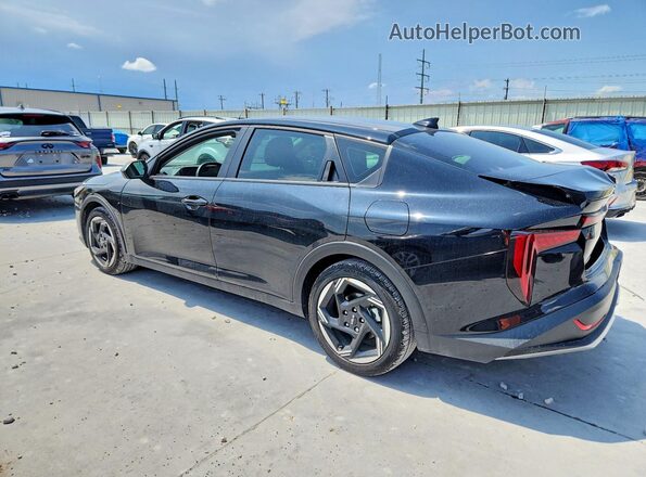 3KPFU4DE8SE230603 2025 KIA K4 Black Հետևի ձախ