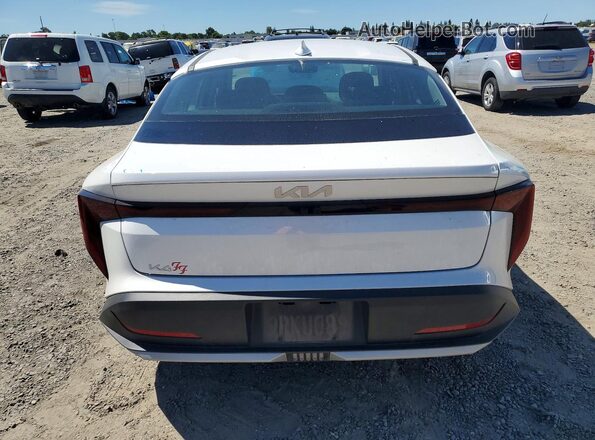 3KPFU4DE9SE040051 2025 KIA K4 White Հետևի տեսք