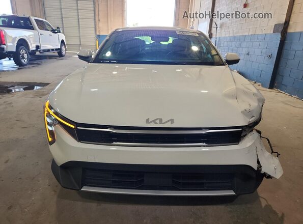 3KPFU4DEXSE058686 2025 KIA K4 White Vista de la etiqueta del VIN