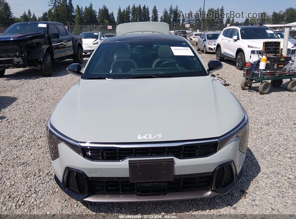 3KPFW4DC9SE239108 2025 KIA K4 Light Blue უკანა სალონის ხედი