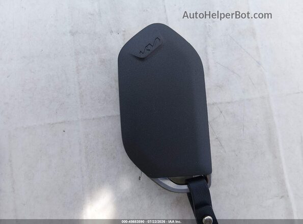 3KPFW4DC9SE239108 2025 KIA K4 Light Blue წინა პანელის ხედი