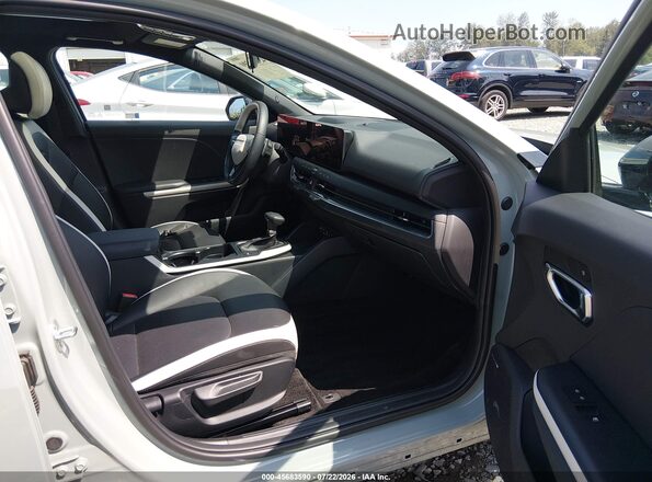 3KPFW4DC9SE239108 2025 KIA K4 Light Blue 